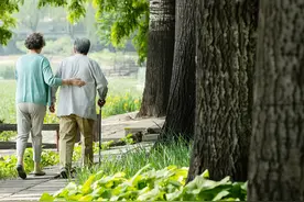 中国男性平均寿命不足70岁？混淆概念｜真探队图片