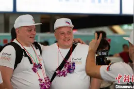 多对俄罗斯双胞胎齐聚昆明 开启墨江“双胞胎节”之旅图片