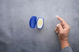 ‍‍就冲这5点，家里都该备好凡士林！图片