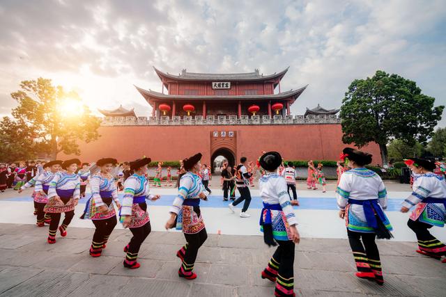 开屏策划｜云南9座宝藏小城，清明假期去正合适！