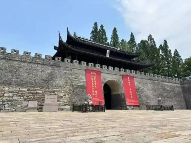 11个地市，近1400公里！杭州两高中生20多天环浙江骑行