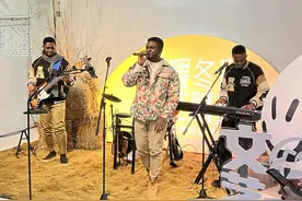 非洲小伙将温州民谣唱上央视，他的温州话一级棒图片