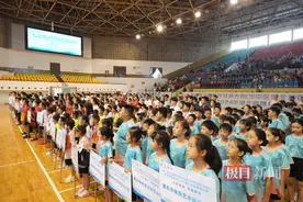 首届全国全民健身大赛（华中区）跳绳比赛在湖北孝感“起跳”图片