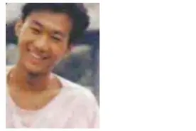 Beyond黄家驹去世32年，黄贯中晒照缅怀：做兄弟有今生无来世，我依然将你当成我的假想敌，你要好好珍重图片