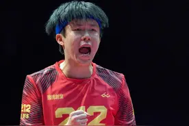 王楚钦率队乒超夺冠：希望把好状态延续到2025年图片