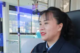 封格女性丨“成都工匠”、五星驾驶员包菊：最美的风景在路上图片