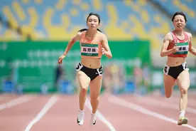 15岁百米天才少女战胜国家队主力们夺冠，陈妤颉的下一个目标是中考图片