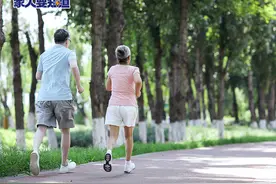 中老年人保护骨骼最该补的不是钙 而是它图片