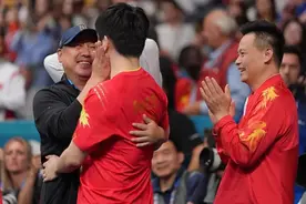 刘国梁：樊振东击败张本智和是转折点！赛后樊振东发声，网友猜测……图片