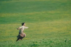 再见2024，你好2025，走过的路每一步都算数 | 睡前聊一会儿图片