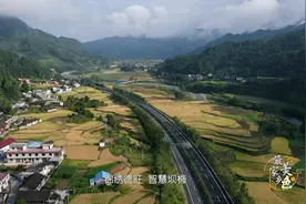 最美家乡色丨坝梅村——藏在梵净山下的世外桃源图片