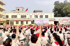 桂平市开展防溺水和游泳安全进校园公益宣讲活动图片