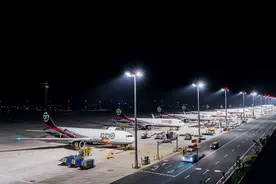 顺丰打响物流空战，湖北鄂州花湖机场投运一周年，部分国际线路比UPS还快图片