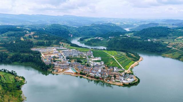 开屏策划｜云南9座宝藏小城，清明假期去正合适！