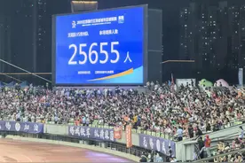 “苏超”常州四连败坐实“十三妹”，球迷：依然相信他们图片