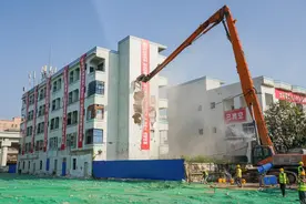 深圳光明区马田街道连片产业空间土地整备项目集中清拆启动图片