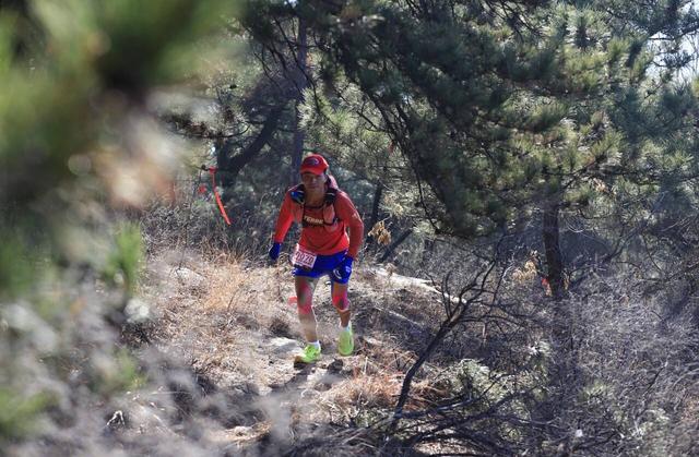 燃情冲刺，逐梦收官！  2025“勇攀高峰”齐鲁名山挑战赛（钢城站）隆重开幕