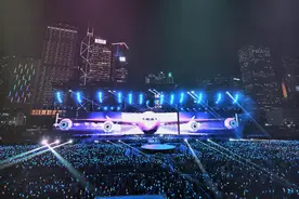 五月天香港《回到那一天》，与14万人创造新的那一天图片