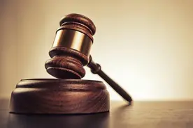 350万粉丝女网红称被一男子侮辱谩骂，起诉获赔2000元精神损害抚慰金图片