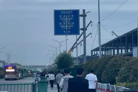 果然视频｜郑州富士康招工中介：招聘旺季能招约10万人图片