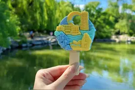 高校文创雪糕上新！大学生：“该如何委婉地让学校看到……”图片