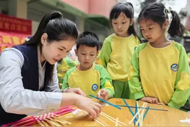 “行走的闽台缘”走进校园图片