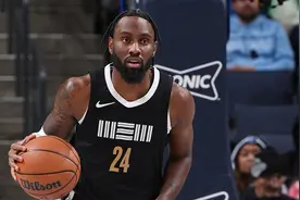 Shams：活塞将与杰伦-诺埃尔签下一份10天短合同图片