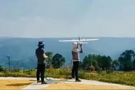 海量财经丨低空经济带火无人机驾照培训 有人靠飞无人机年入十多万元图片