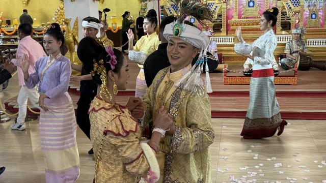 “情定云南·爱在西双版纳”推介会启幕