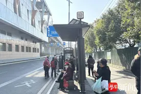 紫牛问政｜马鞍山毗邻公交为啥南京公交站牌看不见？南京公交迅速回应：将代为办理完善站牌信息图片