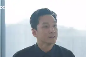 吴彦祖回应“收手吧阿祖”爆火，非常享受50岁的自己图片