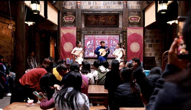 湖南益阳明清古巷：古街潮玩地 文旅新地标