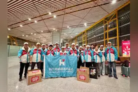 韩红基金会驰援西藏地震灾区 为灾区群众提供应急医疗援助图片