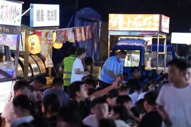 投票啦！国际邮轮旅游度假区、顾村夜集市、巧克力博物馆……宝山区22个案例入围“15分钟社区生活圈”优秀案例