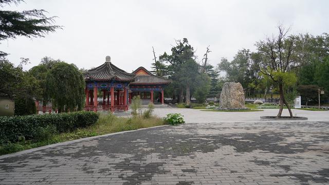 深秋探访水冶珍珠泉：千年名泉静美如画 泉水清冽依旧