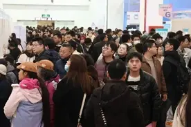 “实习生也月入过万”，这一行业严重缺人图片