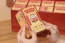 盲盒的风吹到年货赛道！长沙商场盲盒销售火爆，店员：好多消费者还在等补货图片