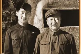 时政微视频丨父子情 公仆心图片