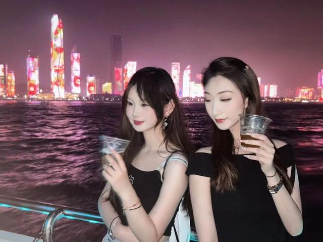 【家国同庆 悦享奥帆】“C位”赏月 | 夜游浮山湾，解锁“海上升明月”视角，体验“举杯邀明月”的畅快！