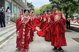 今日“花城有囍”！“新中式浪漫”集体婚礼在广州西关举行图片