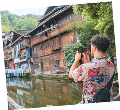 用“Country Walk”打开中国乡村（国际论道）
