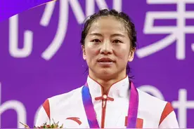 亚运会拳击首金！福师大校友吴愉！图片