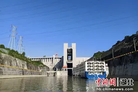 三峡升船机迎来通航七周年图片