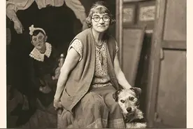 蓬皮杜开年大展：瓦拉东，从画中人变为画画的人图片