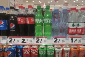 可口可乐涨价，赵一鸣零食不卖了？图片