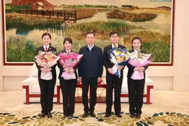 今晚8点！走近乘风破浪的她图片
