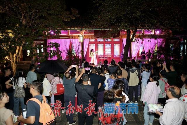 一年四季 泉在济南 | 趵突泉沉浸式夜游《趵突夜画》璀璨启幕 打造泉城夜游新地标