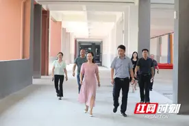 荷塘区政府到景炎中学检查开学工作图片