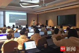 探索人工智能教育，南京青少年开启编程成长之旅图片