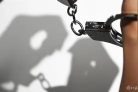 一中国留学生，被驱逐回国！图片